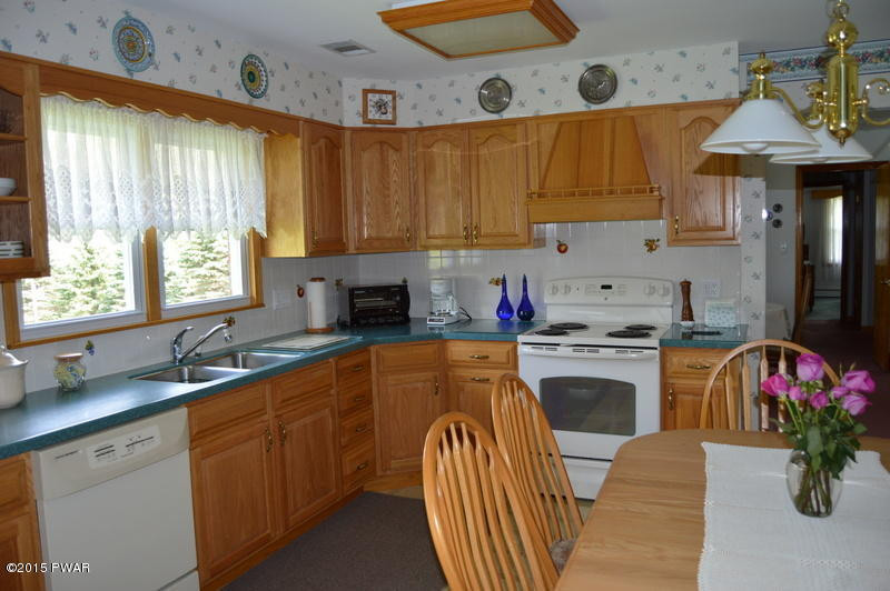170 Long Ridge Road Hawley, PA 18428 - Photo 3 of 31