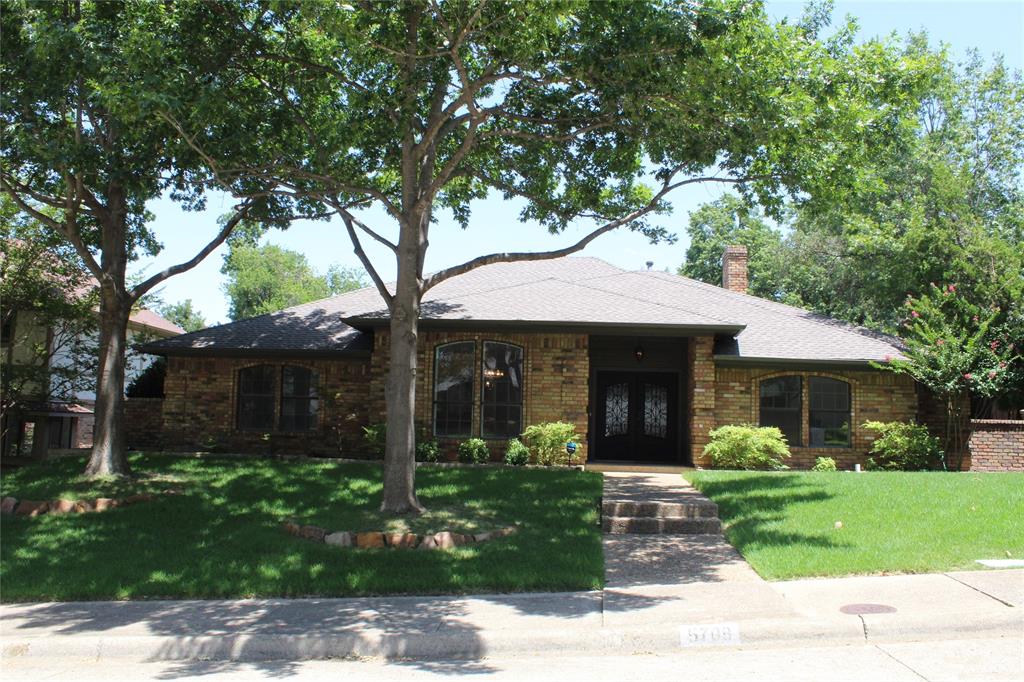 5709 Buffridge Trail Dallas, TX 75252 - Photo 2 of 31