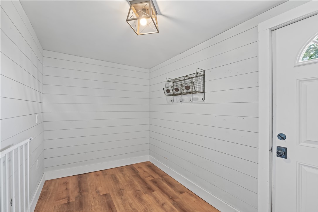 6941 Warboys Road Byron, NY 14422 - Photo 18 of 36