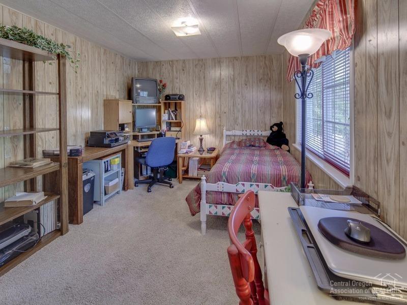 64847 Grande Loop Bend, OR 97701 - Photo 18 of 25 Additional Photo
