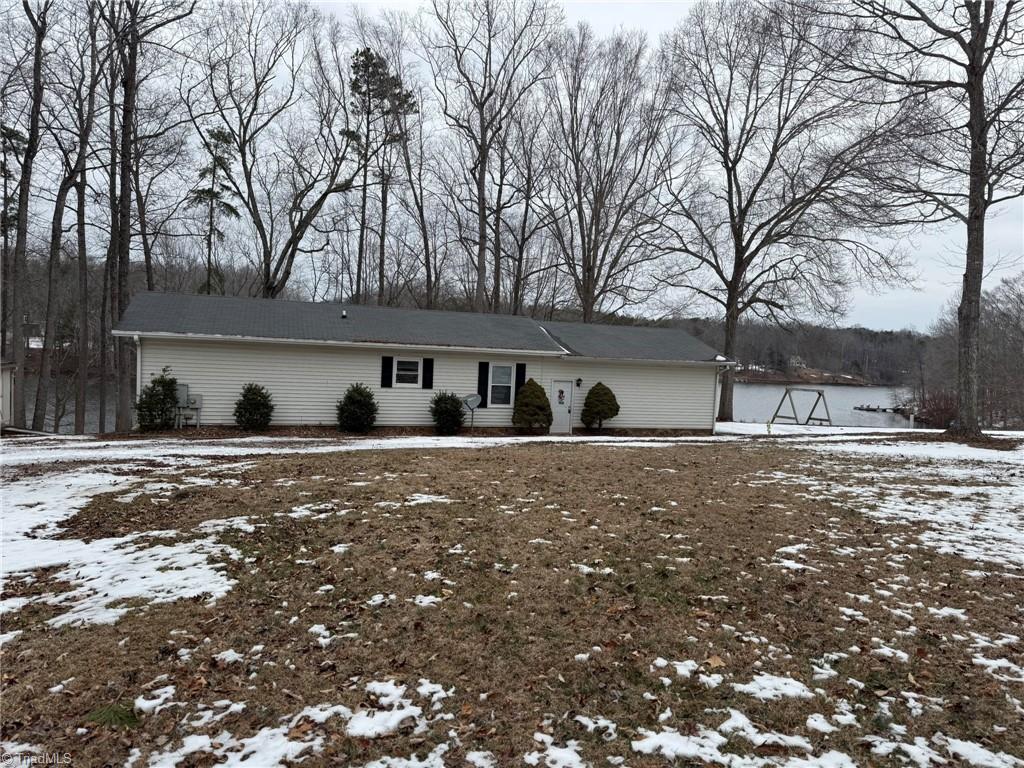 324 Holly Berry Lane Roxboro, NC 27574 - Photo 3 of 34