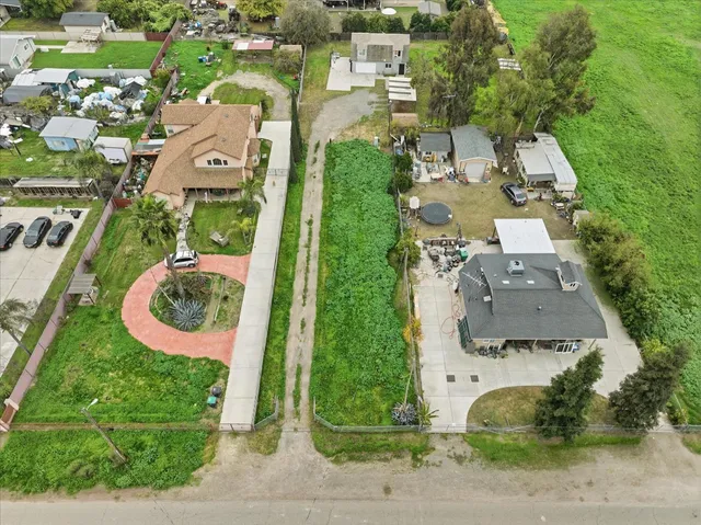 $319,000 | 185 East Fantz Avenue, Fresno, CA 93706