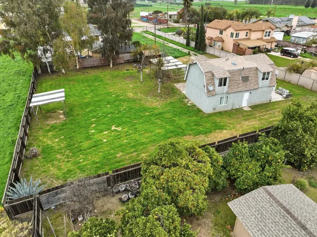 $319,000 | 185 East Fantz Avenue, Fresno, CA 93706