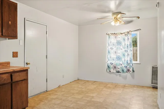 $319,000 | 185 East Fantz Avenue, Fresno, CA 93706