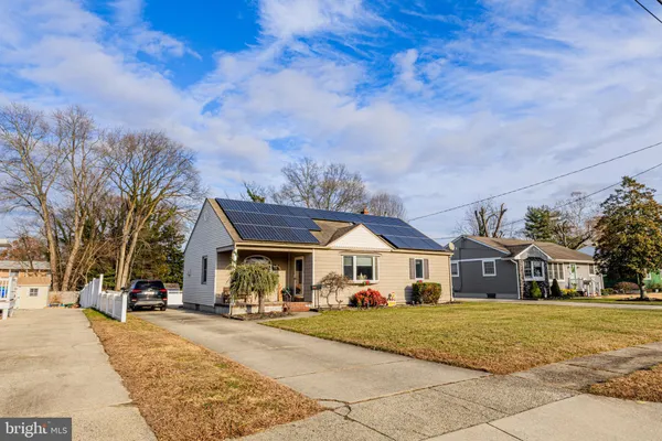 $2,300 | 211 Marlyn Avenue, Hammonton, NJ 08037