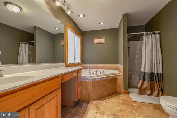 $2,300 | 211 Marlyn Avenue, Hammonton, NJ 08037