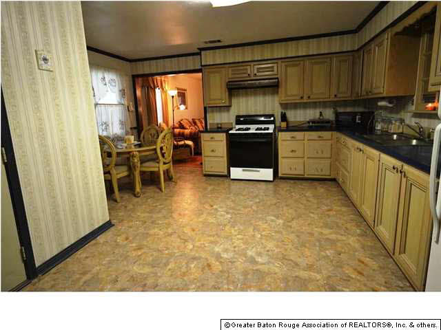 6764 Greenwell Street Baton Rouge, LA 70812 - Photo 3 of 10 Gallery Image 3