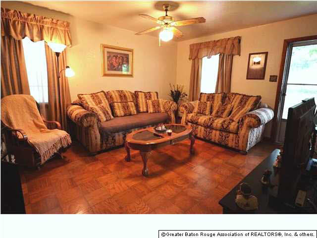 6764 Greenwell Street Baton Rouge, LA 70812 - Photo 4 of 10 Gallery Image 4
