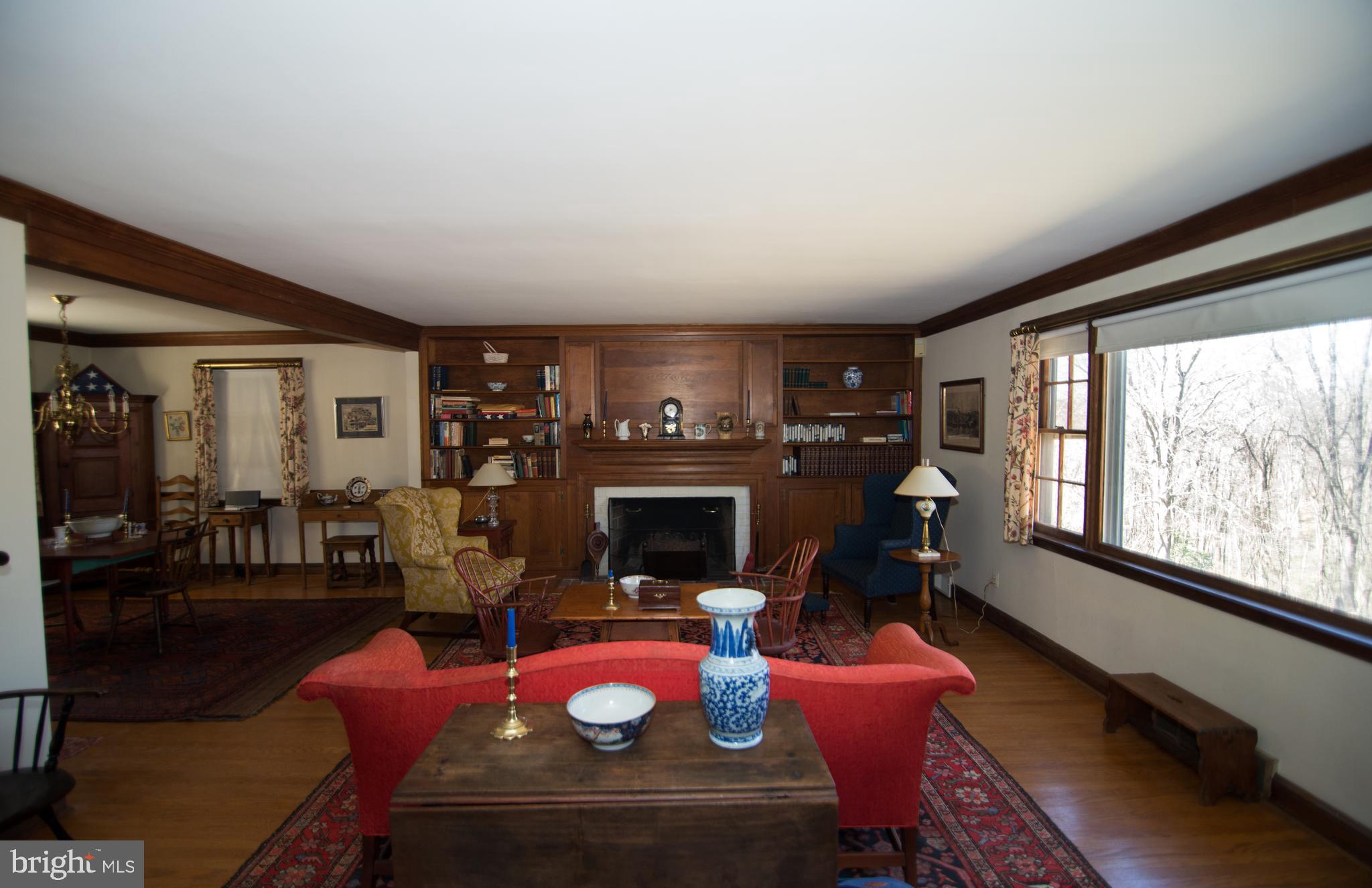 833 Crestview Drive Springfield, PA 19064 - Photo 4 of 26 Gallery Image 4