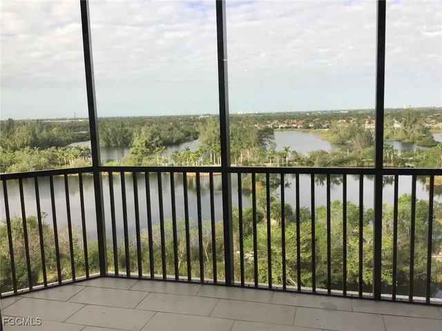 a view of outdoor space with yard