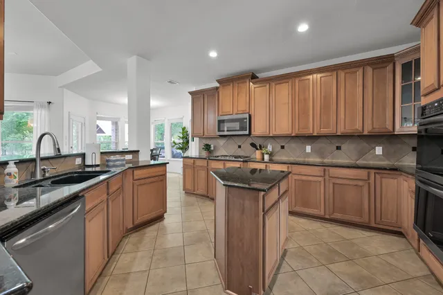 $3,800 | 4770 Jackson Square Drive, Conroe, TX 77304