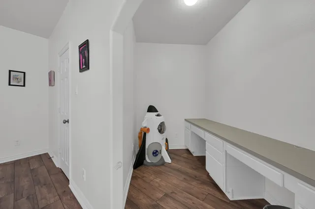 $3,800 | 4770 Jackson Square Drive, Conroe, TX 77304