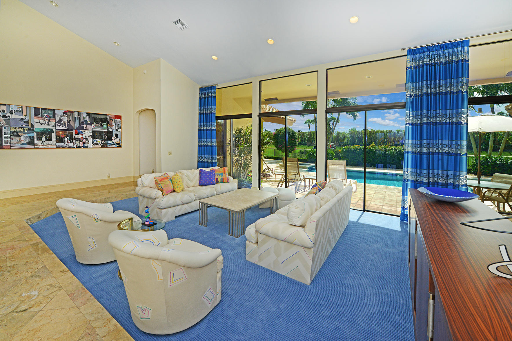 7332 Mandarin Drive Boca Raton, FL 33433 - Photo 12 of 44 Living Room