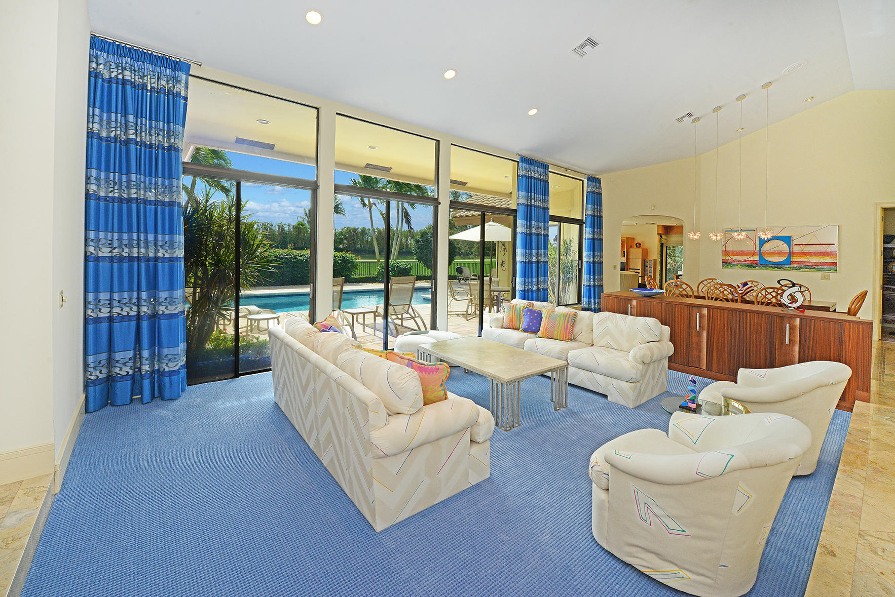 7332 Mandarin Drive Boca Raton, FL 33433 - Photo 13 of 44 Living Room