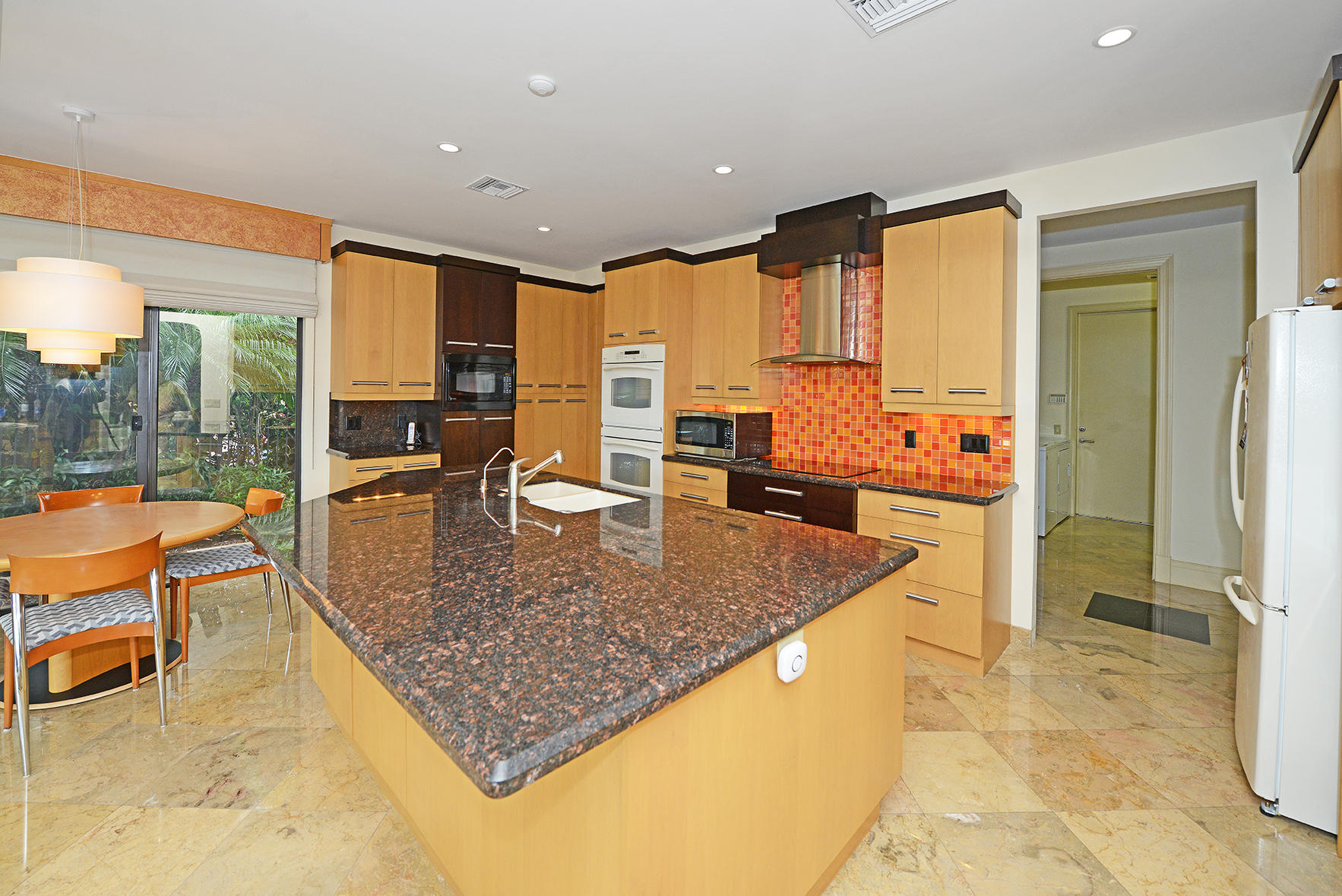 7332 Mandarin Drive Boca Raton, FL 33433 - Photo 16 of 44 Kitchen