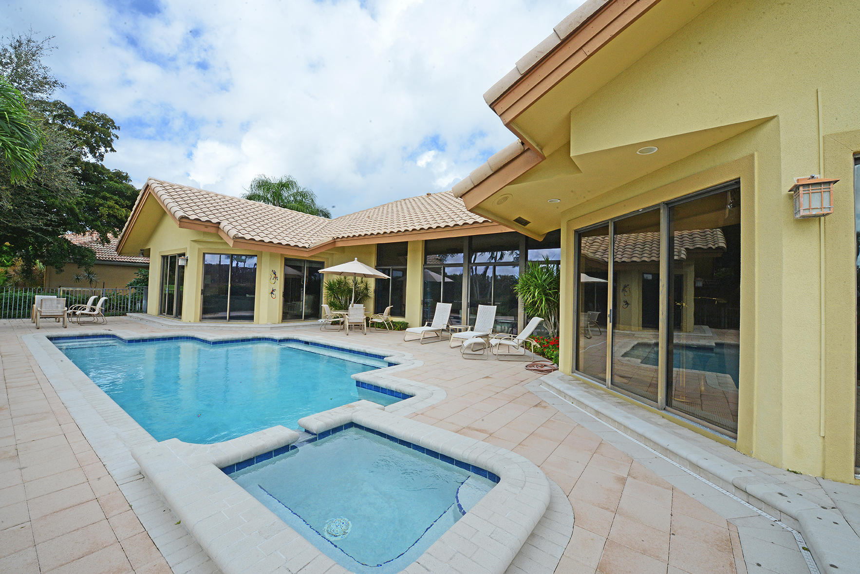 7332 Mandarin Drive Boca Raton, FL 33433 - Photo 39 of 44 Large Patio