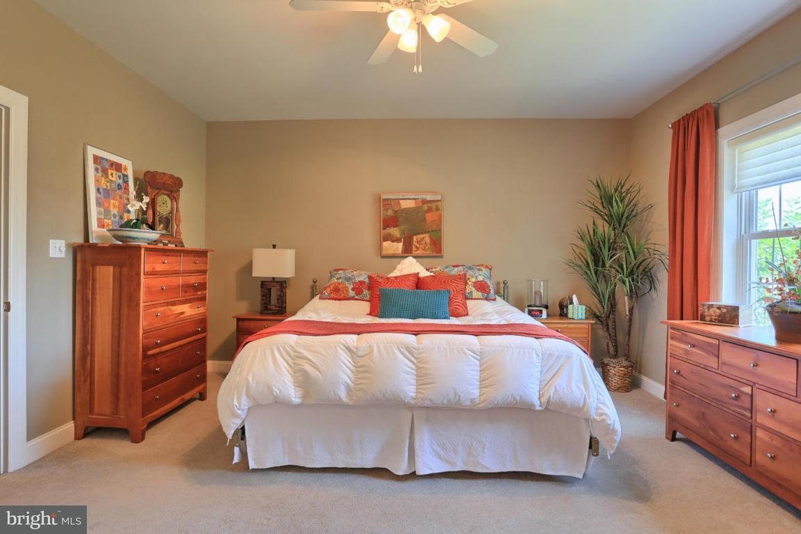129 Winterberry Court Lititz, PA 17543 - Photo 15 of 29