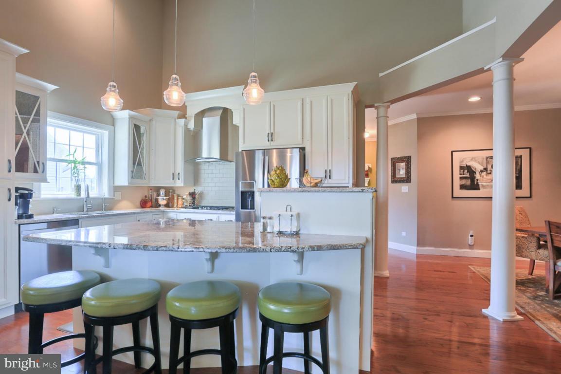129 Winterberry Court Lititz, PA 17543 - Photo 6 of 29