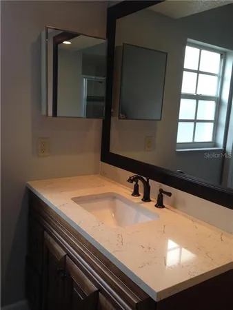 $2,550 | 1927 Cheney Court, Lutz, FL 33549