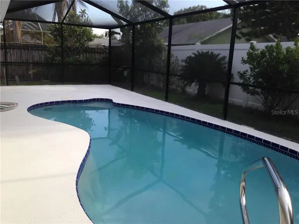 $2,550 | 1927 Cheney Court, Lutz, FL 33549