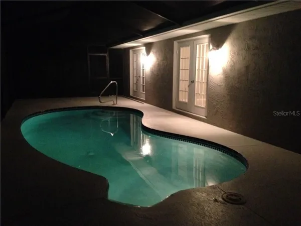 $2,550 | 1927 Cheney Court, Lutz, FL 33549