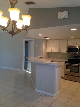 $2,550 | 1927 Cheney Court, Lutz, FL 33549