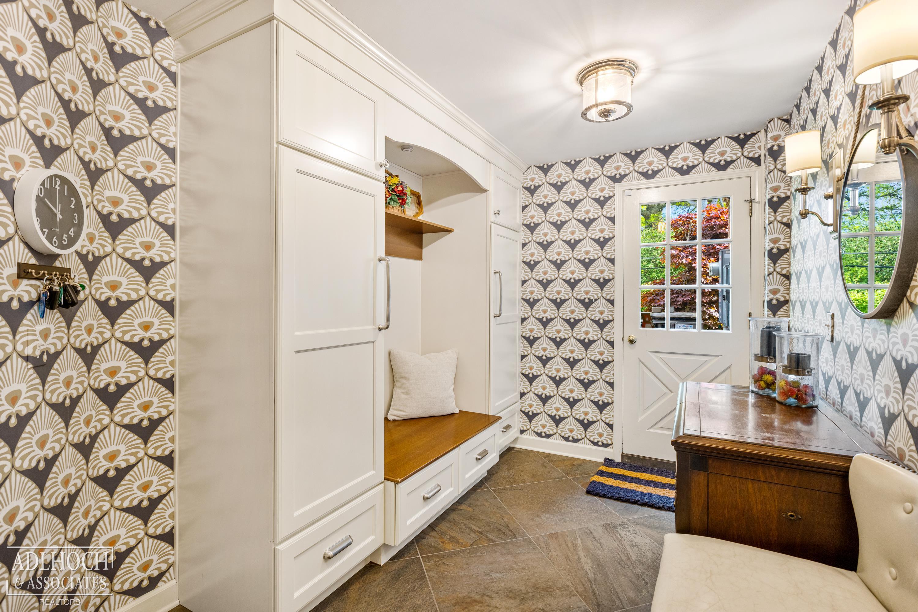 80 South Deeplands Road Grosse Pointe, MI 48236 - Photo 34 of 74 50142132-96901108-d772-4ac9-a51f-0de0568f2dd0.JPG