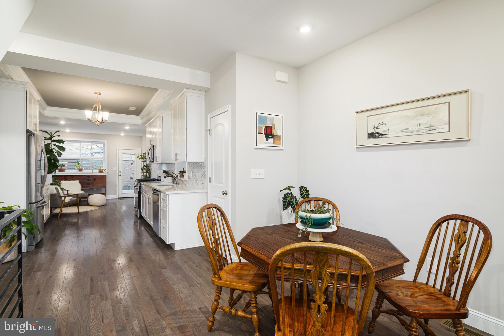 2112 Tasker Street Philadelphia, PA 19145 - Photo 5 of 31