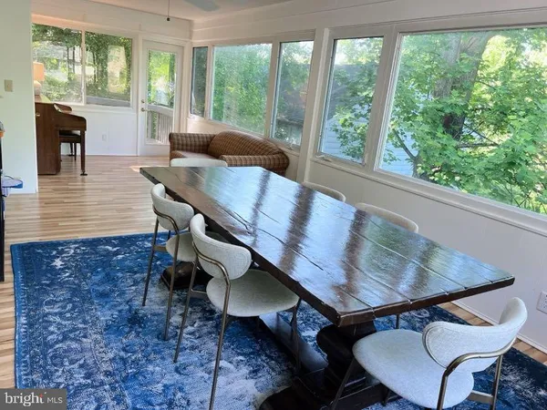 $4,600 | 5885 9th Road North, Arlington, VA 22205