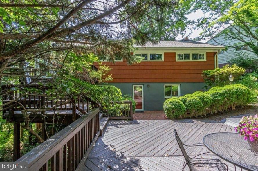 5885 9th Road North Arlington, VA 22205 - Photo 27 of 48 Multi-tiered Deck