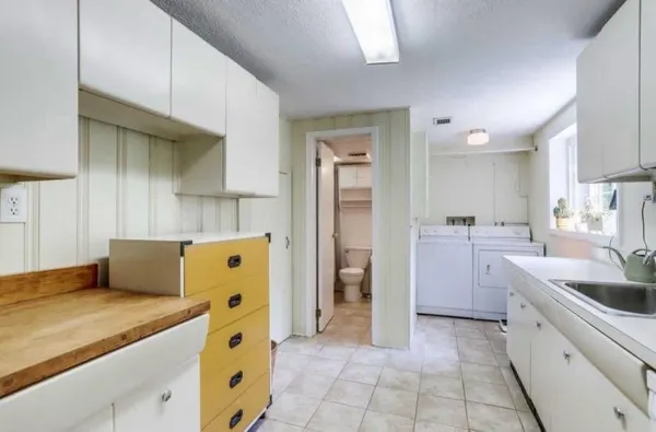 $4,600 | 5885 9th Road North, Arlington, VA 22205