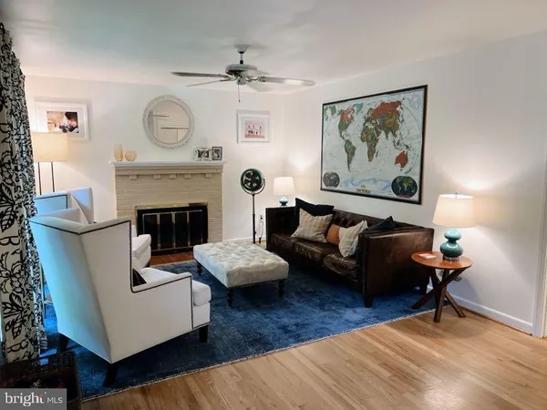 $4,600 | 5885 9th Road North, Arlington, VA 22205