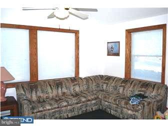 601 Cheyney Road Springfield, PA 19064 - Photo 4 of 9 Family Room