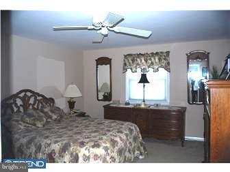 601 Cheyney Road Springfield, PA 19064 - Photo 6 of 9 Bedroom - Main