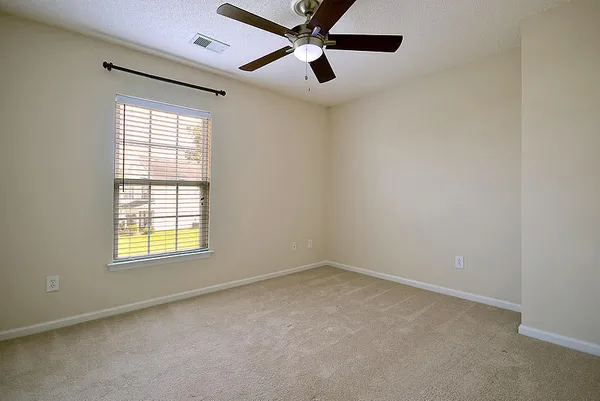 $2,200 | 1004 Deerberry Road, Goose Creek, SC 29445