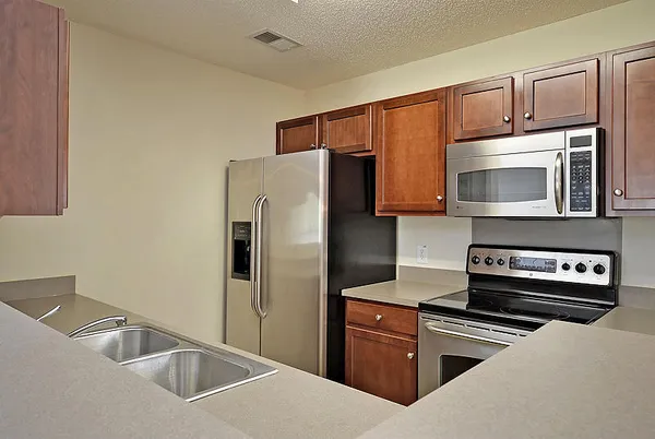 $2,200 | 1004 Deerberry Road, Goose Creek, SC 29445