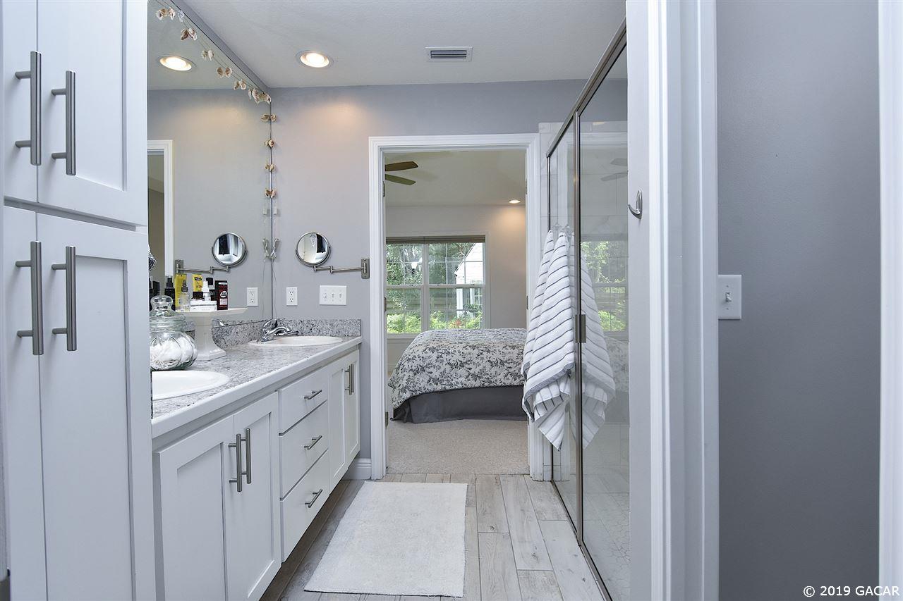 9351 Southwest 68 Place Hampton, FL 32044 - Photo 12 of 29 Gallery Image 12