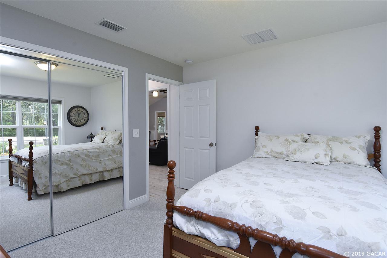9351 Southwest 68 Place Hampton, FL 32044 - Photo 13 of 29 Gallery Image 13