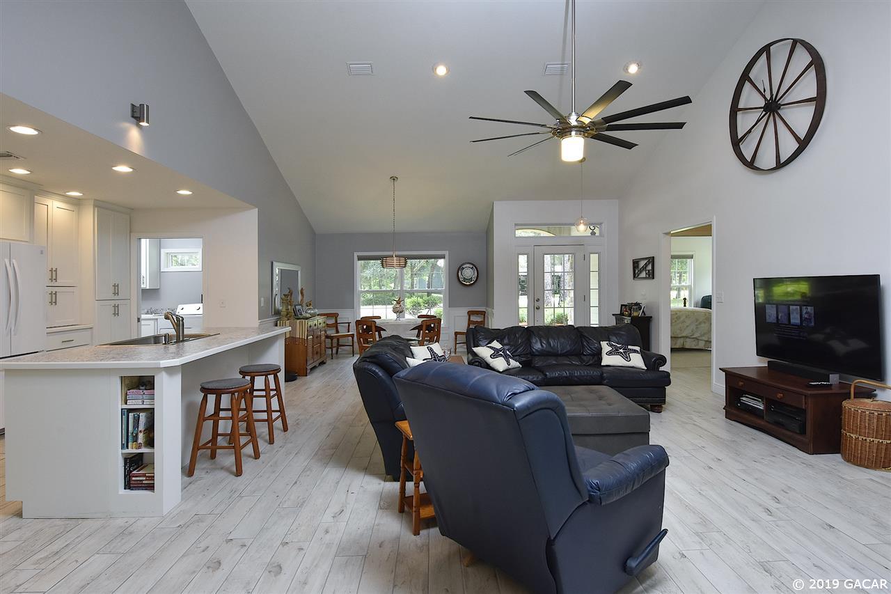 9351 Southwest 68 Place Hampton, FL 32044 - Photo 6 of 29 Gallery Image 6