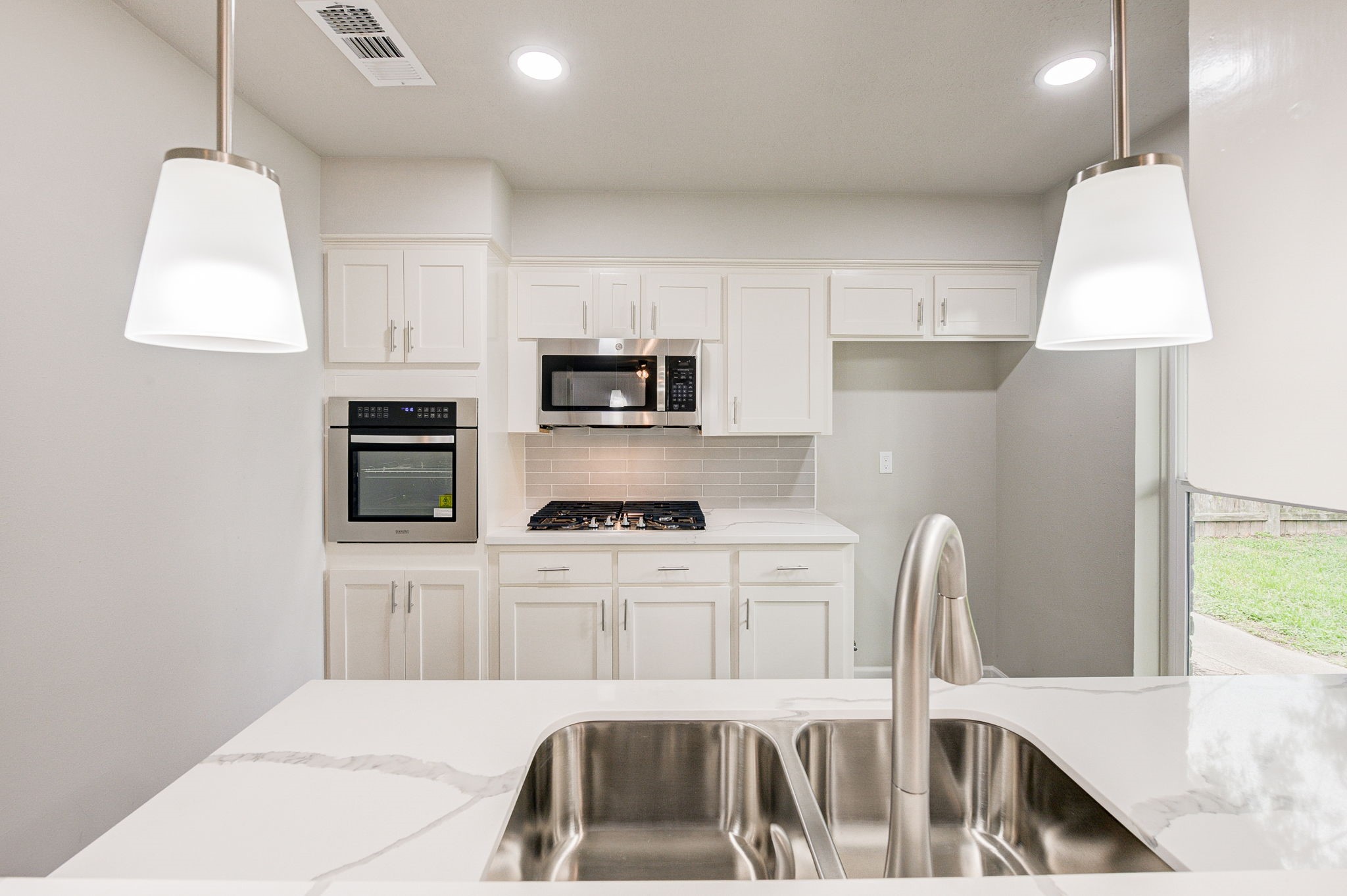 9617 Caffrey Street Houston, TX 77075 - Photo 15 of 31