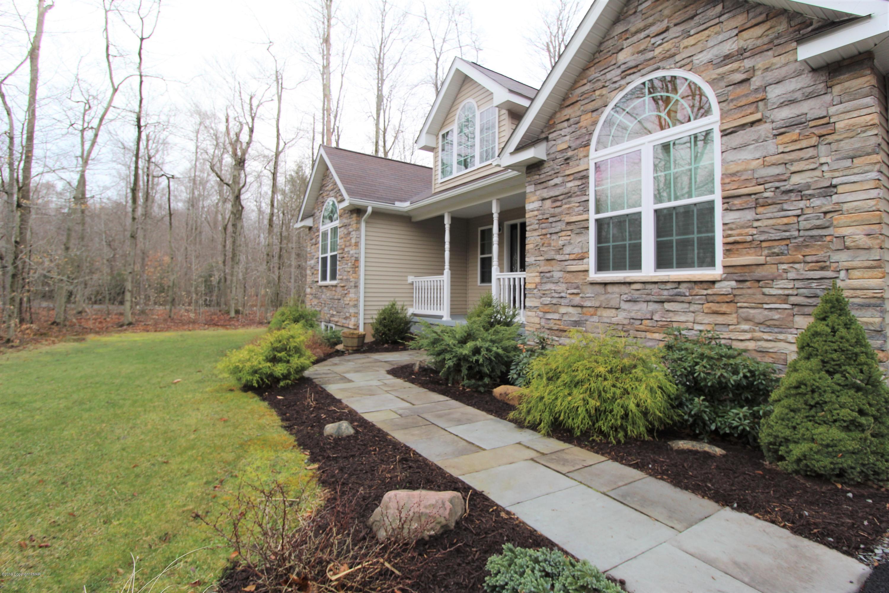 28 Cedar Grove Road Albrightsville, PA 18210 - Photo 4 of 39 IMG_0601