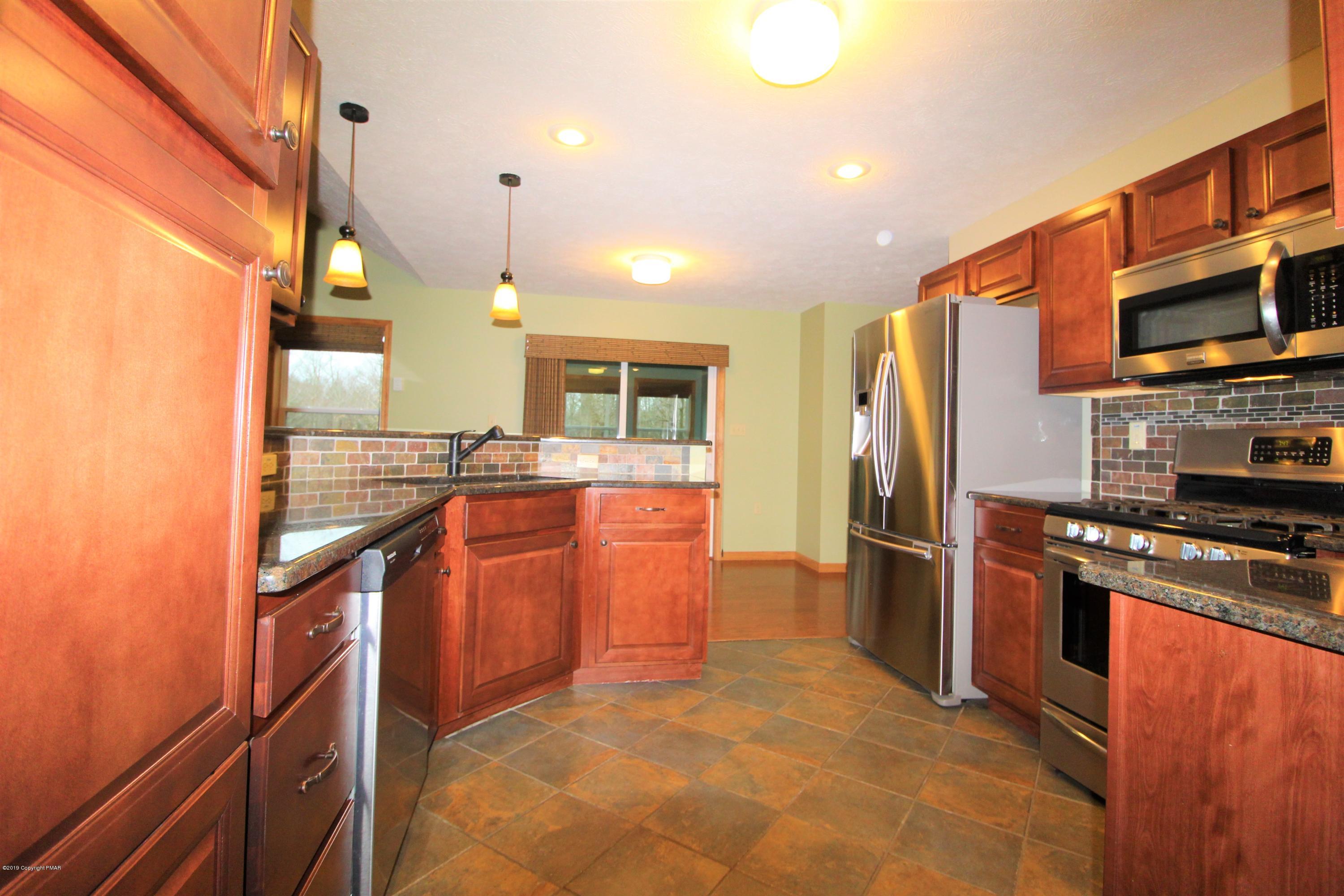 28 Cedar Grove Road Albrightsville, PA 18210 - Photo 6 of 39 IMG_0571