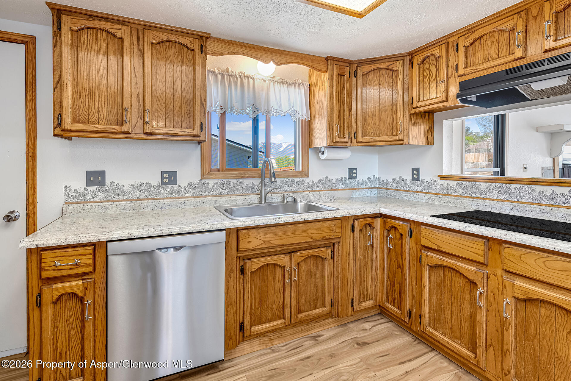 1410 Dogwood Drive Rifle, CO 81650 - Photo 18 of 40 Kitchen