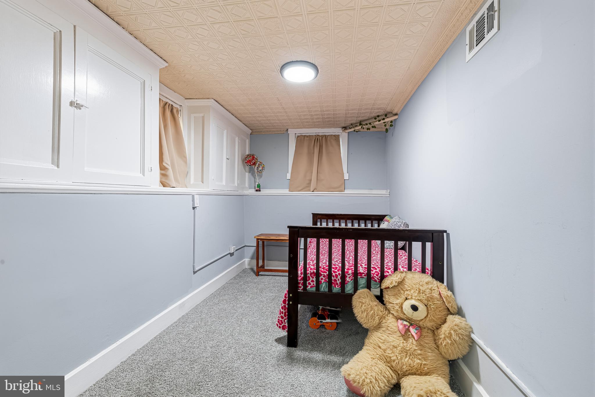 401 Kingston Road Baltimore, MD 21229 - Photo 26 of 31 Gallery Image 26