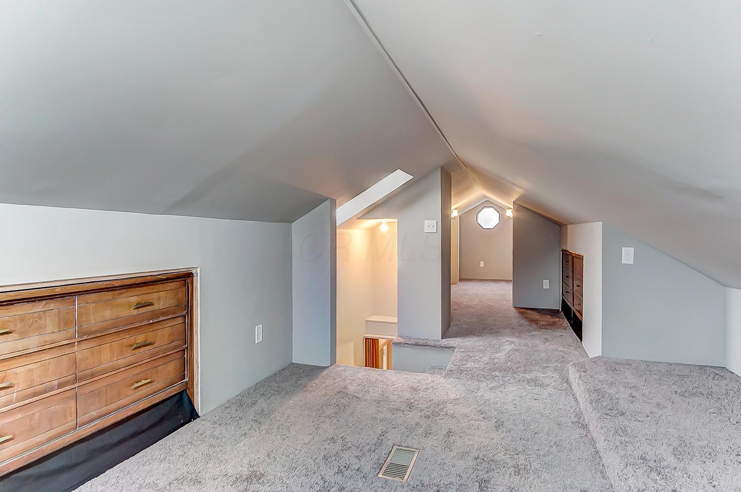 3367 Maize Road Columbus, OH 43224 - Photo 17 of 36 Gallery Image 17