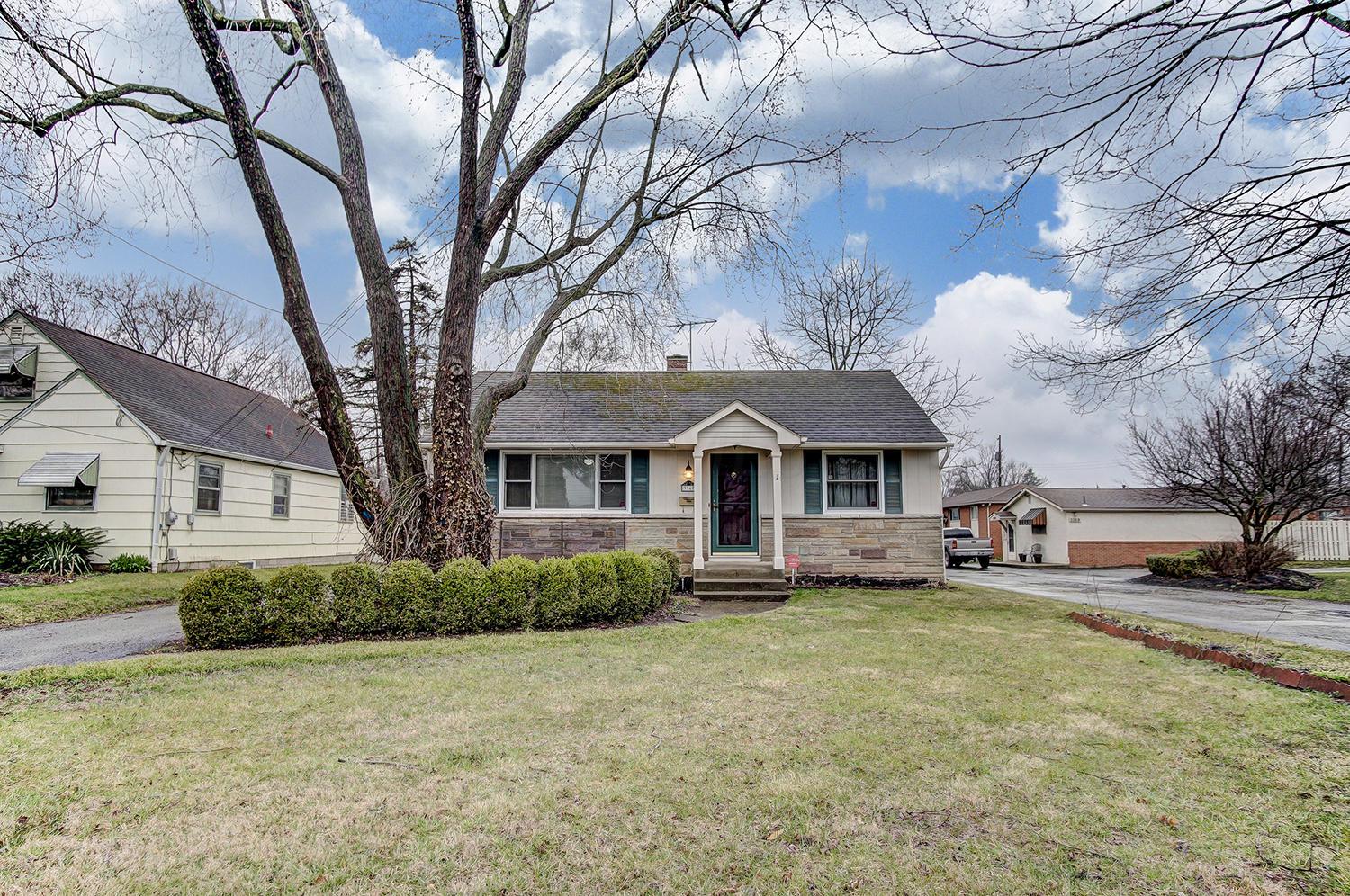 3367 Maize Road Columbus, OH 43224 - Photo 2 of 36 Gallery Image 2