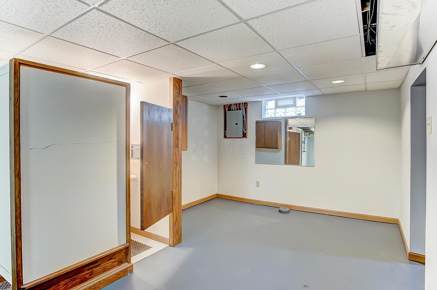 3367 Maize Road Columbus, OH 43224 - Photo 24 of 36 Gallery Image 24