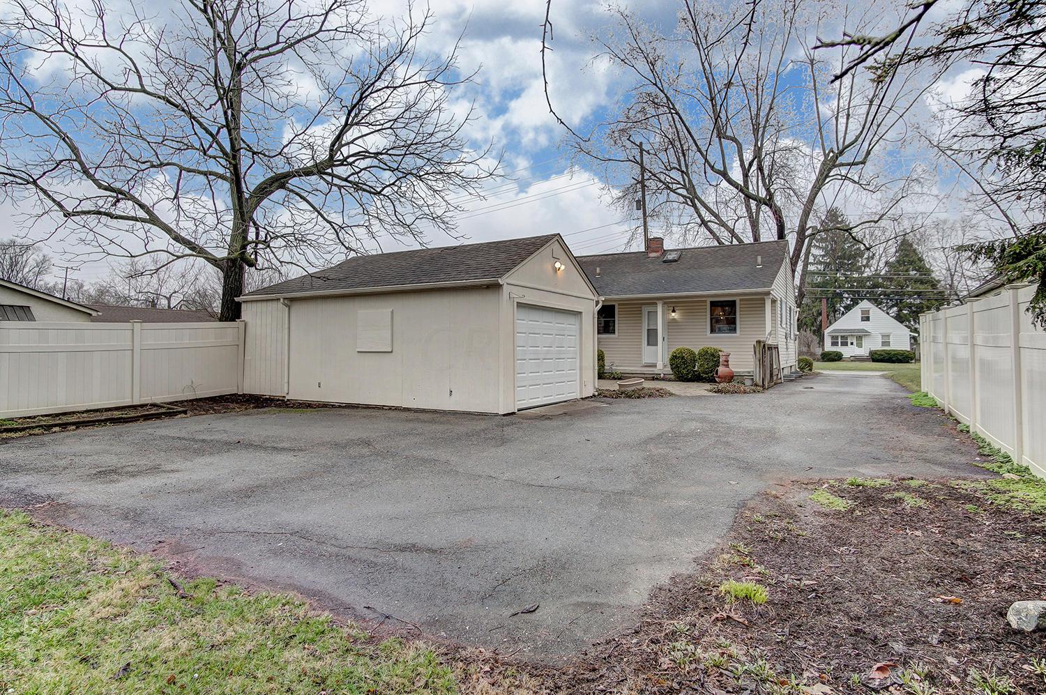 3367 Maize Road Columbus, OH 43224 - Photo 35 of 36 Gallery Image 35