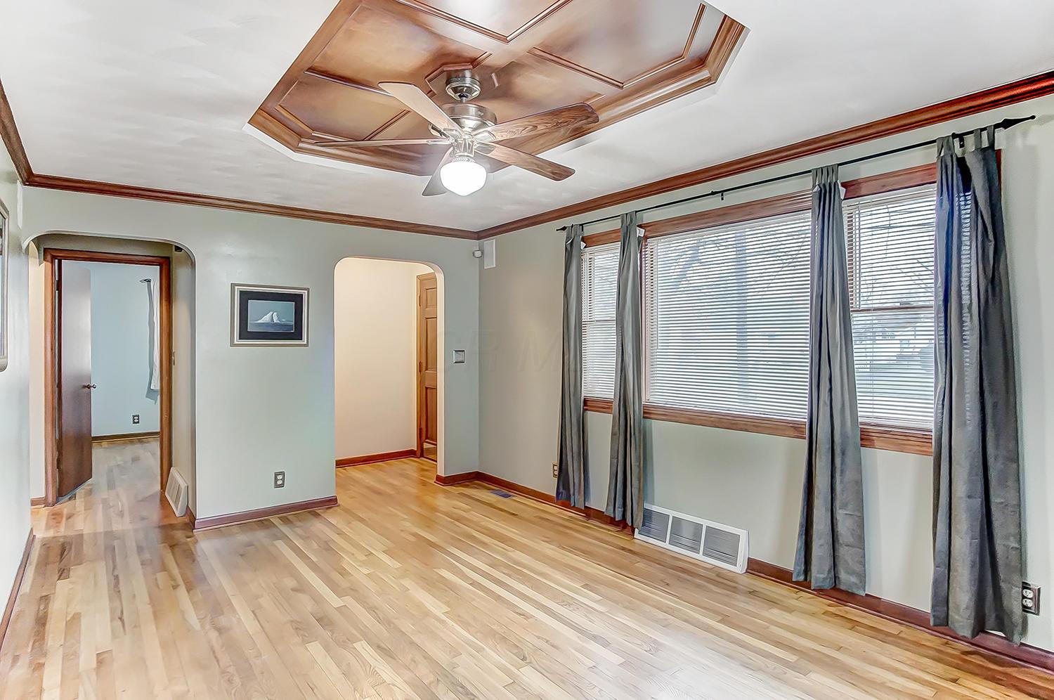 3367 Maize Road Columbus, OH 43224 - Photo 6 of 36 Gallery Image 6