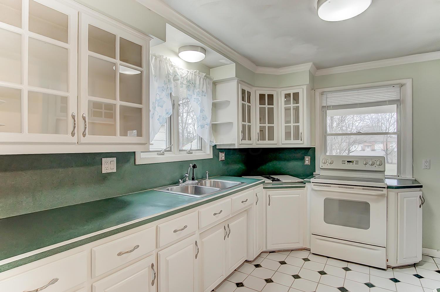 3367 Maize Road Columbus, OH 43224 - Photo 7 of 36 Gallery Image 7